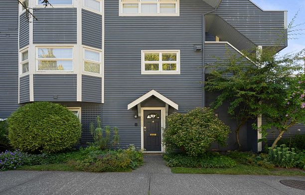 3085 Maple Street Kitsilano