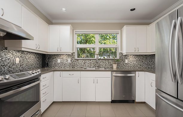 3085 Maple Street Kitsilano