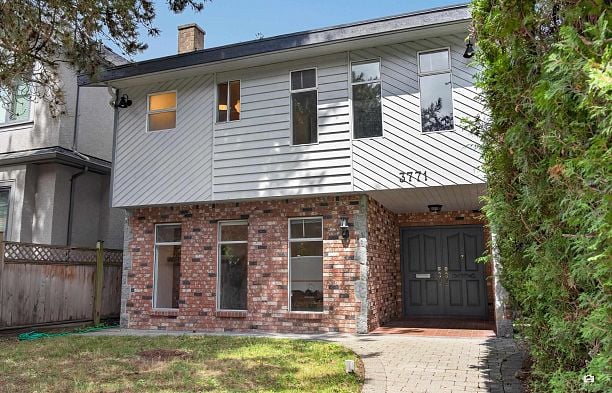 3771 W 30th Avenue Dunbar