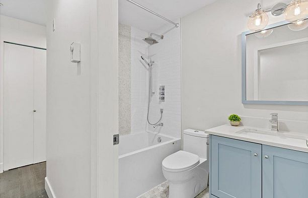 111 2688 Vine Street Kitsilano