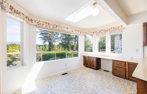 4888 Narvaez Drive Quilchena