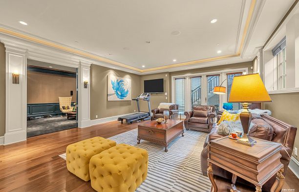 6963 Fremlin Street South Cambie