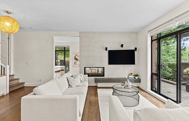 111 2688 Vine Street Kitsilano