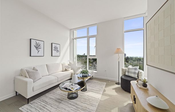 905 8415 Granville Street S.W. Marine