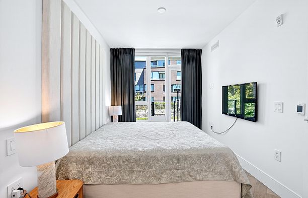 518 W 30th Avenue Cambie