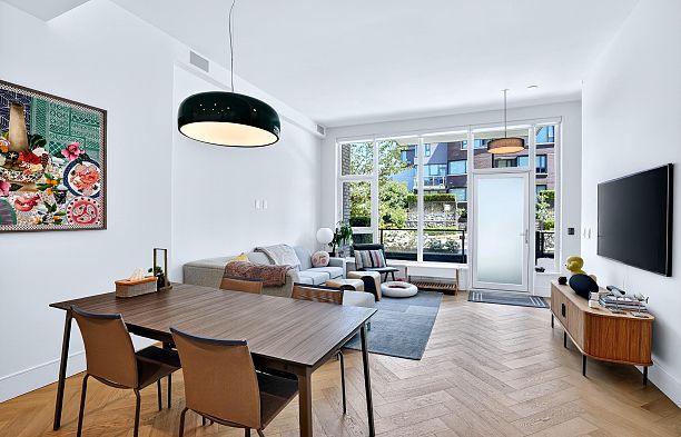 518 W 30th Avenue Cambie