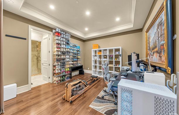 6963 Fremlin Street South Cambie