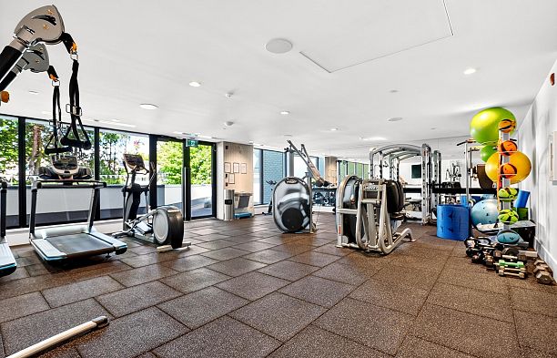 518 W 30th Avenue Cambie