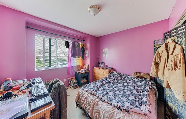 5592 Elizabeth Street Cambie