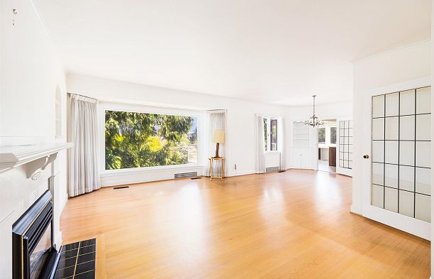4888 Narvaez Drive Quilchena