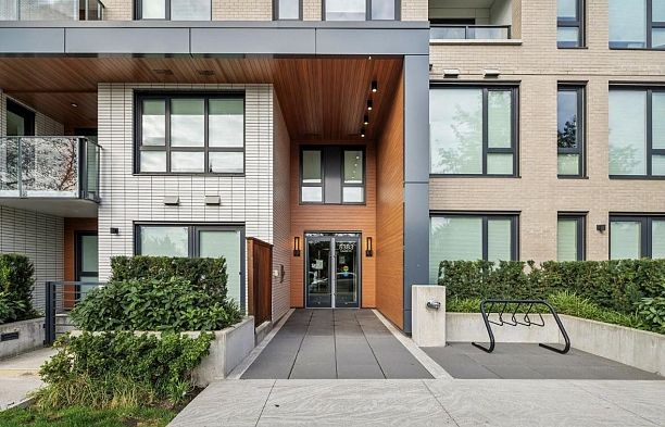 104 5383 Cambie Street Cambie