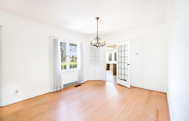 4888 Narvaez Drive Quilchena