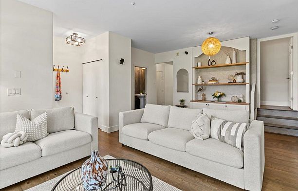 111 2688 Vine Street Kitsilano