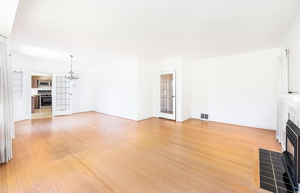 4888 Narvaez Drive Quilchena