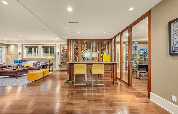 6963 Fremlin Street South Cambie
