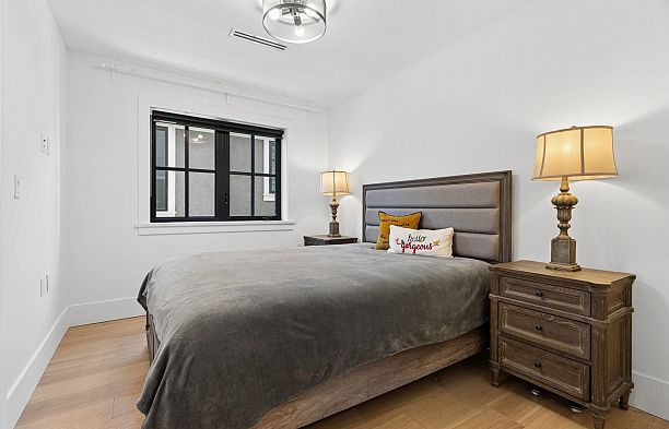 3363 W 15th Avenue Kitsilano