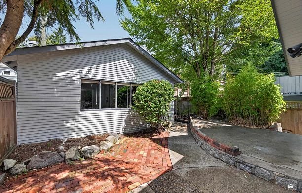 3771 W 30th Avenue Dunbar