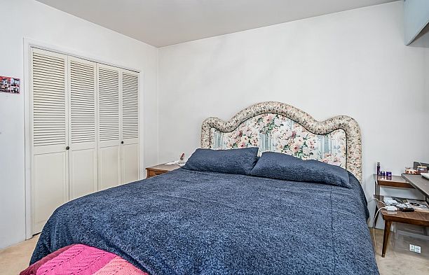 5433 Ash Street Cambie