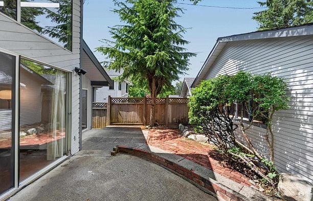 3771 W 30th Avenue Dunbar