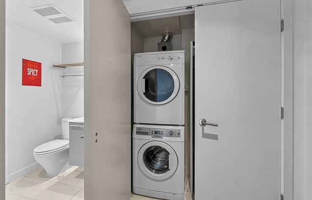 2206 8131 Nunavut Lane Marpole