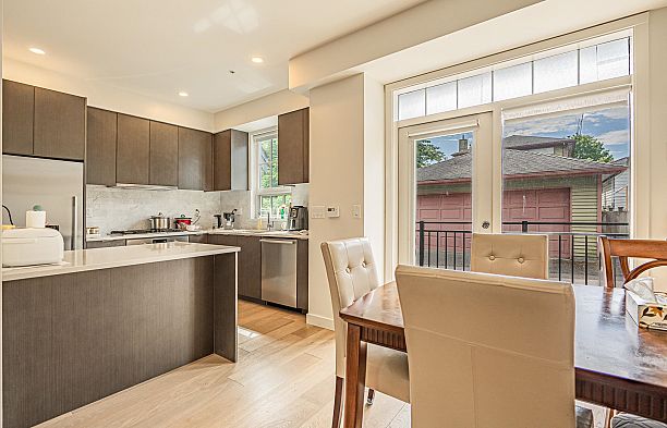 7903 Oak Street Marpole