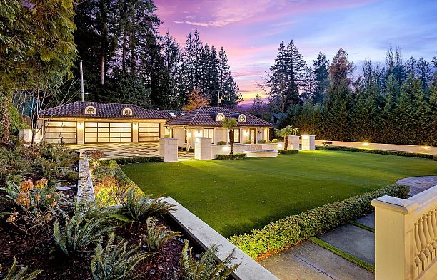 4768 W 4th Avenue Point Grey