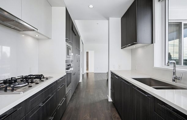 608 6677 Cambie Street South Cambie
