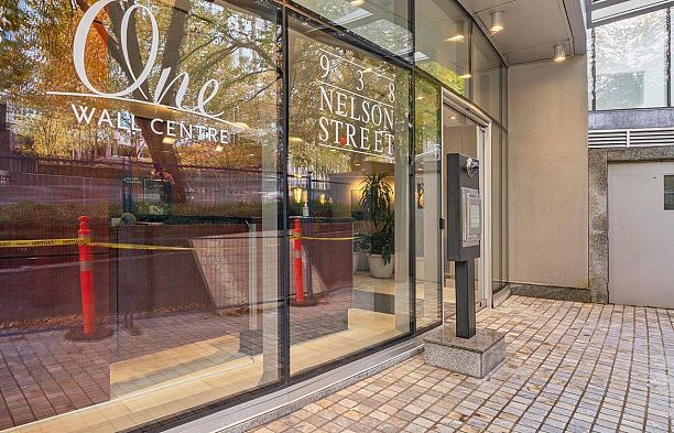 3704 938 Nelson Street Downtown VW