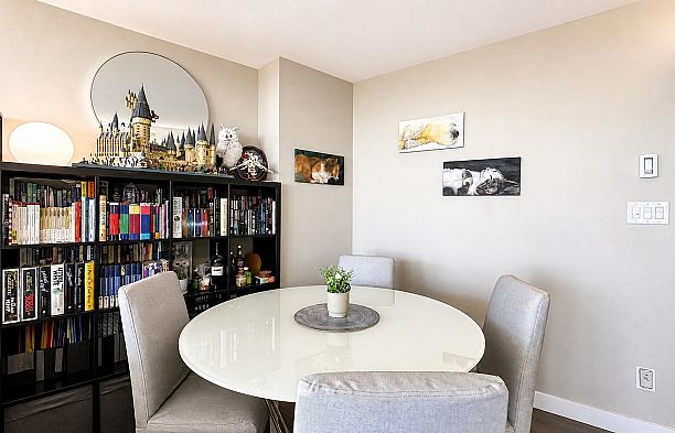 2606 488 SW Marine Drive Marpole