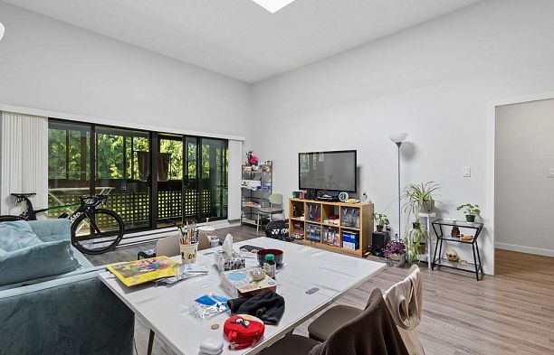 311 444 W 49th Avenue South Cambie