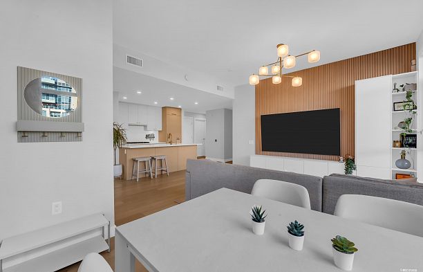 101 5007 Ash Street Cambie