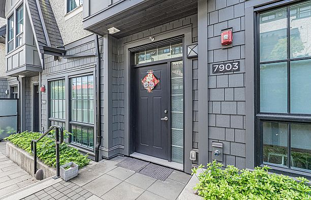 7903 Oak Street Marpole