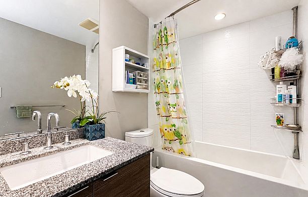 2606 488 SW Marine Drive Marpole
