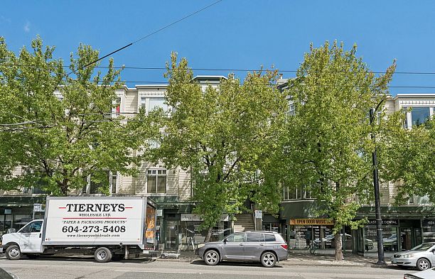 410 3727 W 10th Avenue Point Grey