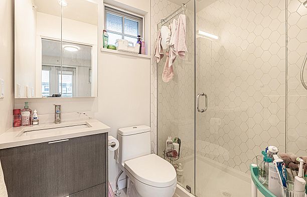 7903 Oak Street Marpole