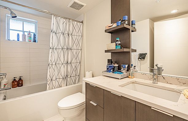 7903 Oak Street Marpole