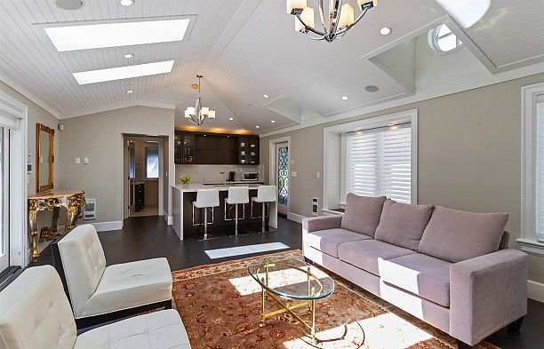 4768 W 4th Avenue Point Grey