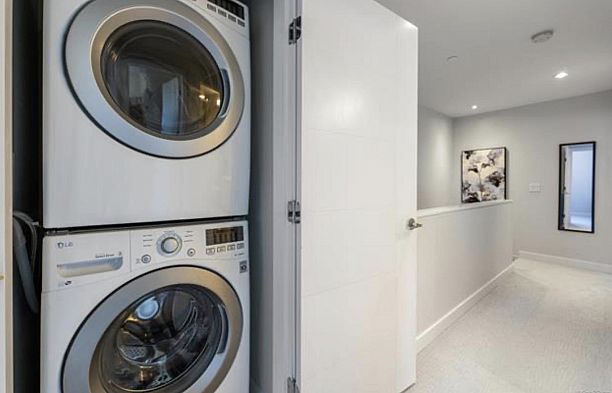 4066 Yukon Street Cambie