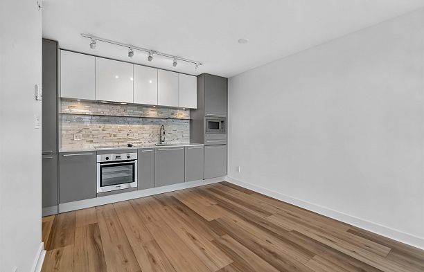 2206 8131 Nunavut Lane Marpole