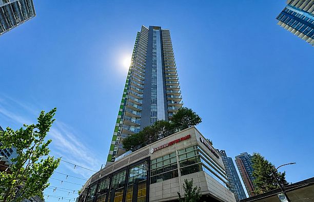 2606 488 SW Marine Drive Marpole