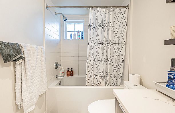 7903 Oak Street Marpole