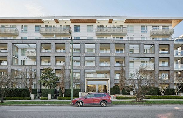 608 6677 Cambie Street South Cambie