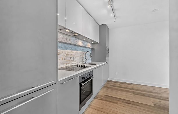 2206 8131 Nunavut Lane Marpole