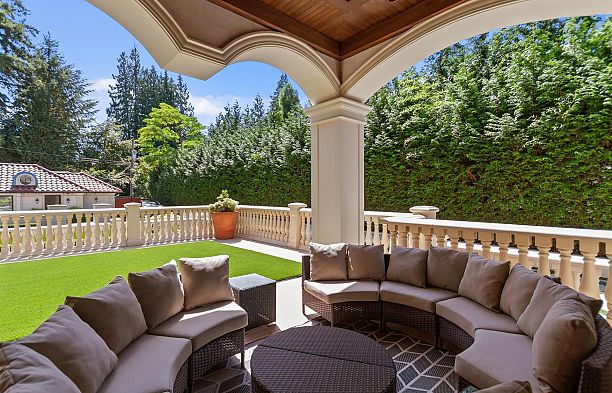 4768 W 4th Avenue Point Grey