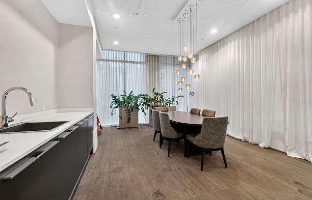 2206 8131 Nunavut Lane Marpole