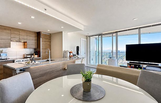 2606 488 SW Marine Drive Marpole