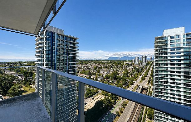 2606 488 SW Marine Drive Marpole
