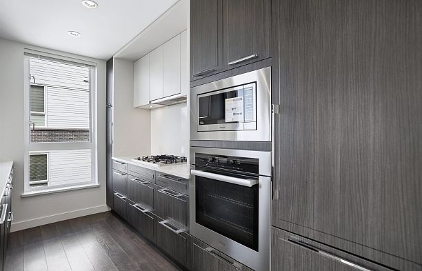 608 6677 Cambie Street South Cambie