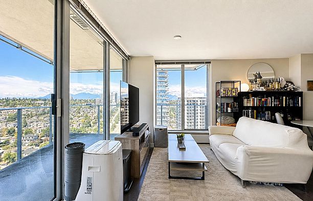 2606 488 SW Marine Drive Marpole
