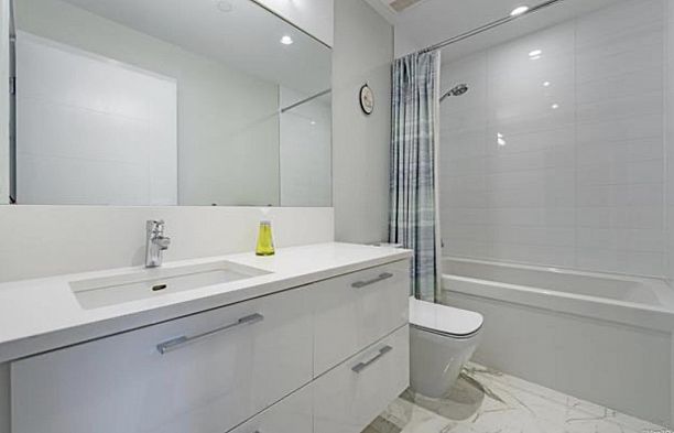 4066 Yukon Street Cambie
